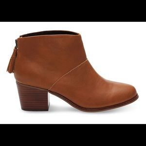 Toms Leila Booties in Warm Tan